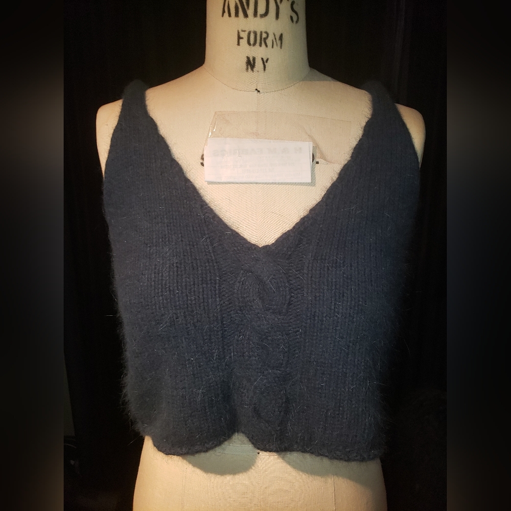 Wool Blend blue scallop V tank top L